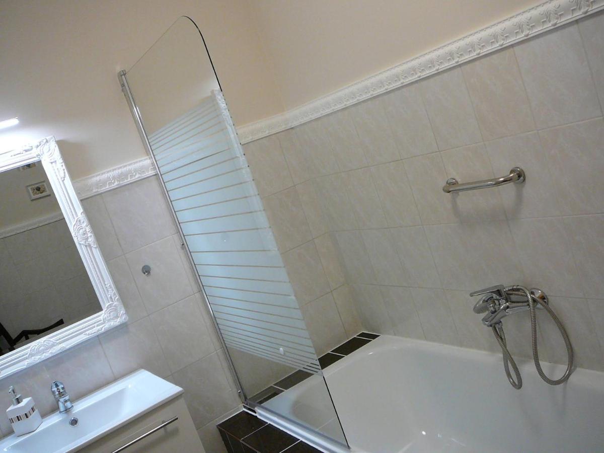 Dunakanyar Apartment Tahitófalu Extérieur photo